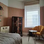 Luxury Artist Residence In Central London