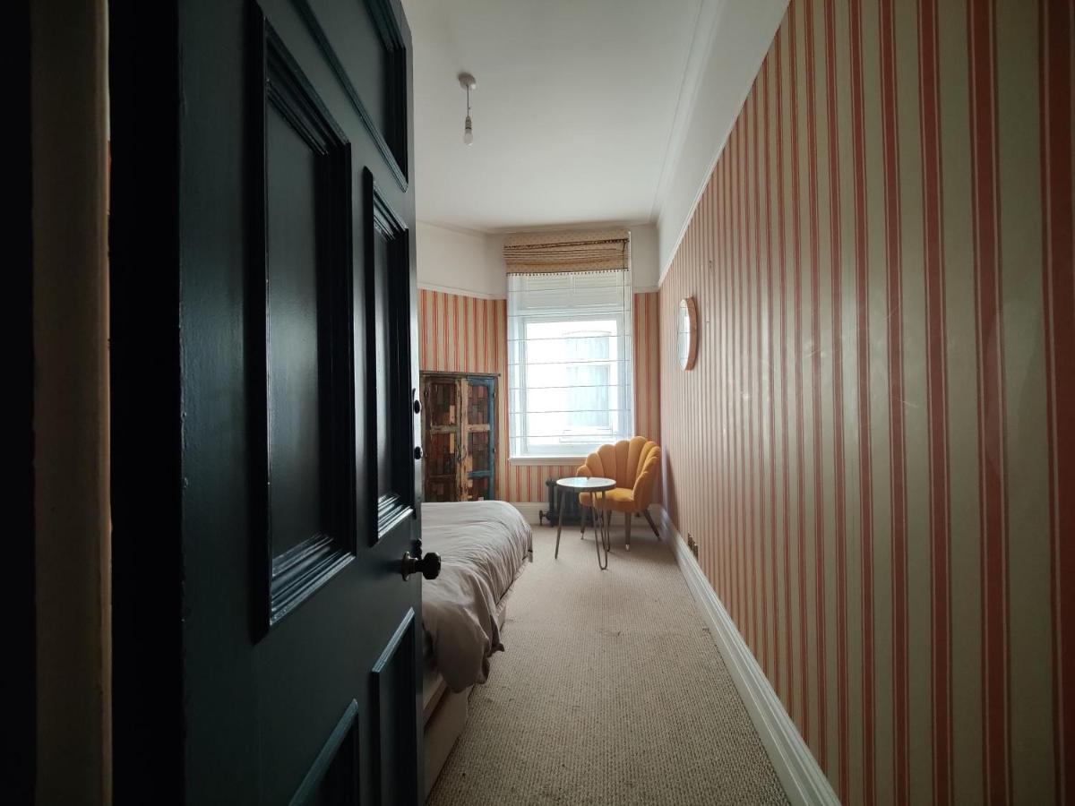 Apartment Luxury Artist In