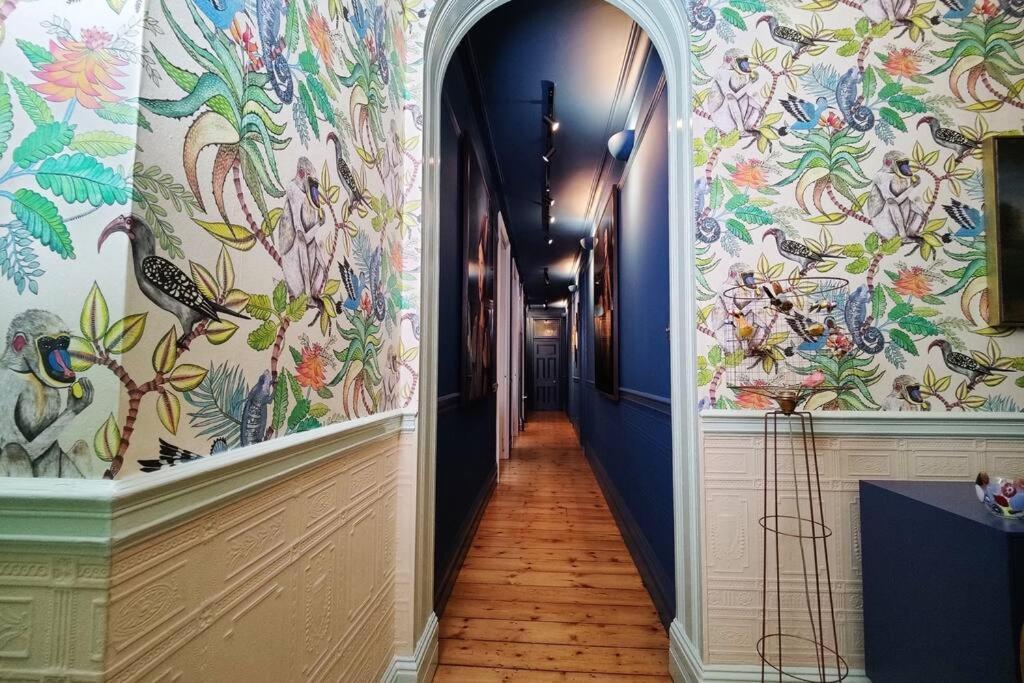 Luxury Artist In * Londra