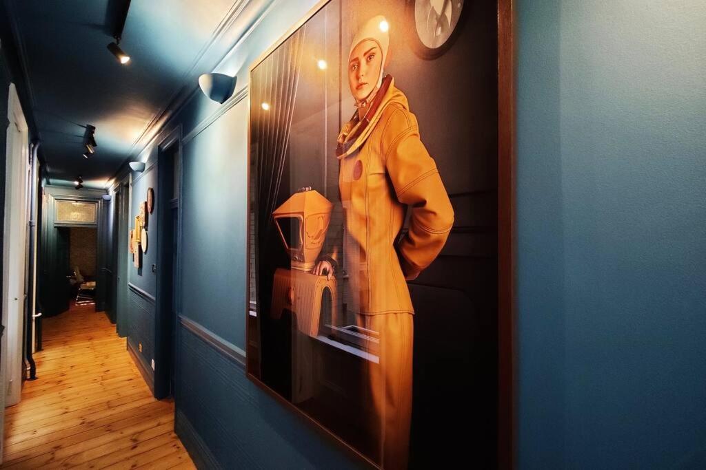 Luxury Artist In Londra